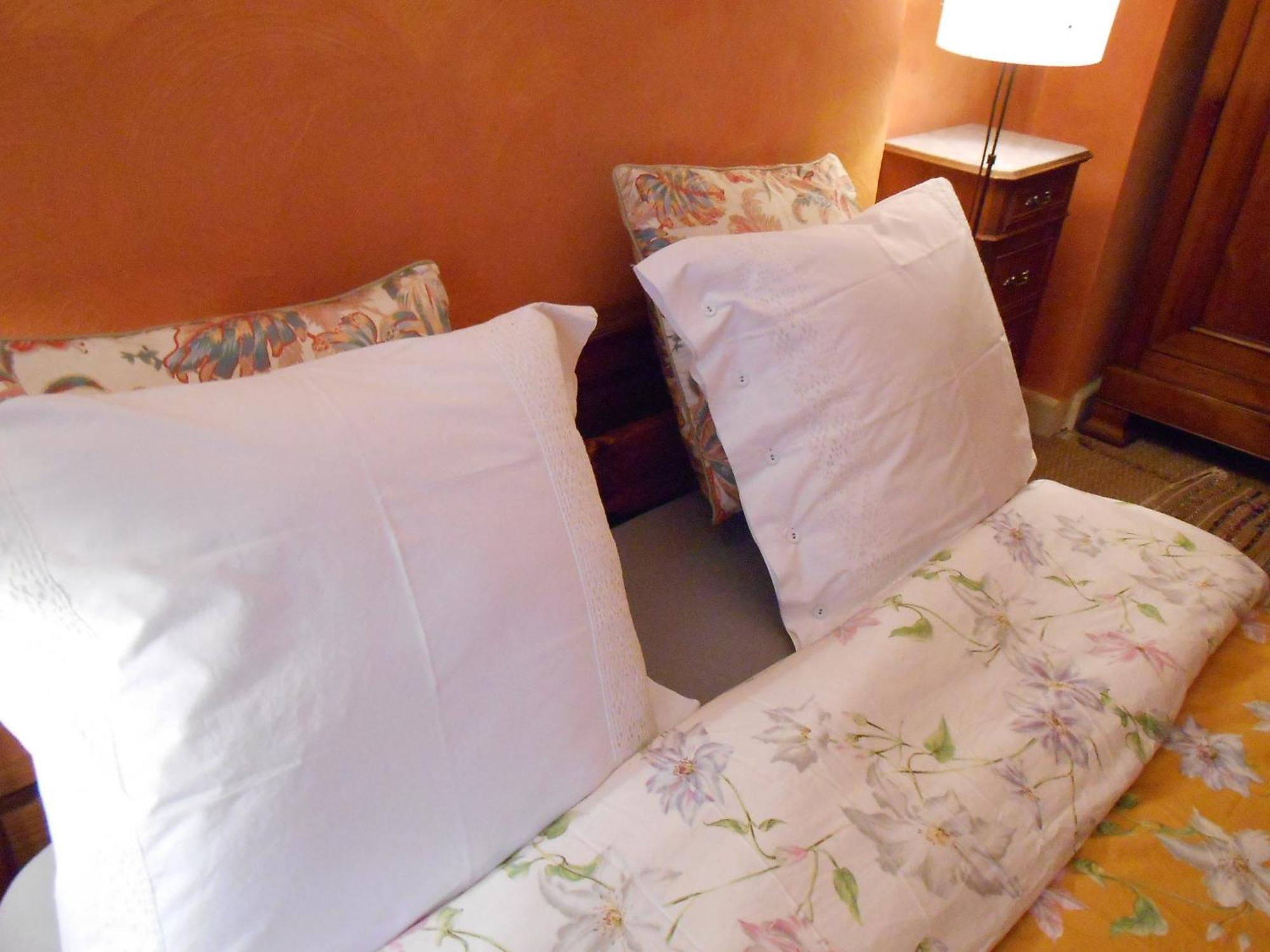 Cocooning Avignon Hotel Room photo